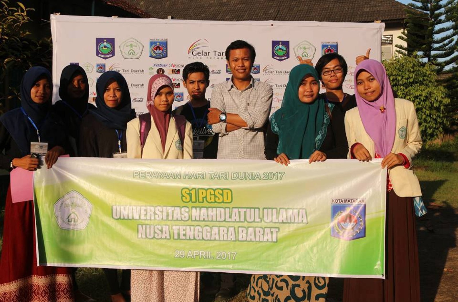 cropped-web-gambar-s1-pgsd.jpg